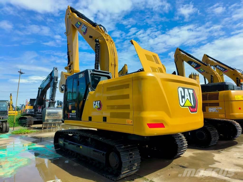 CAT 330GC حفارات زحافة