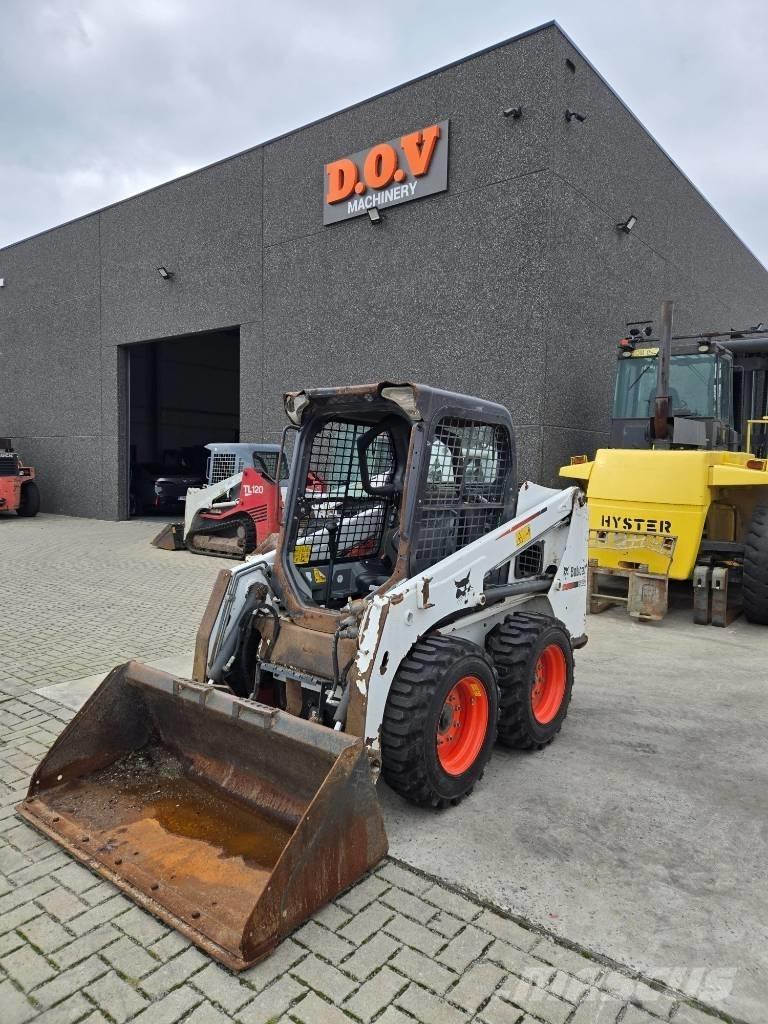 Bobcat S 450 لوادر انزلاقية التوجيه