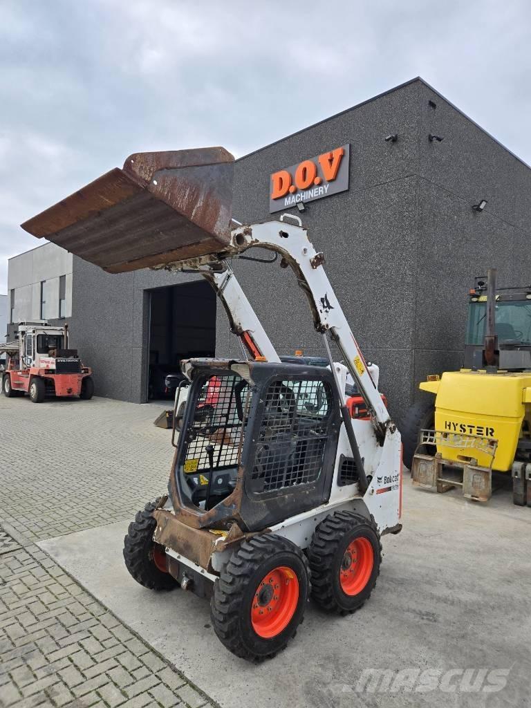 Bobcat S 450 لوادر انزلاقية التوجيه