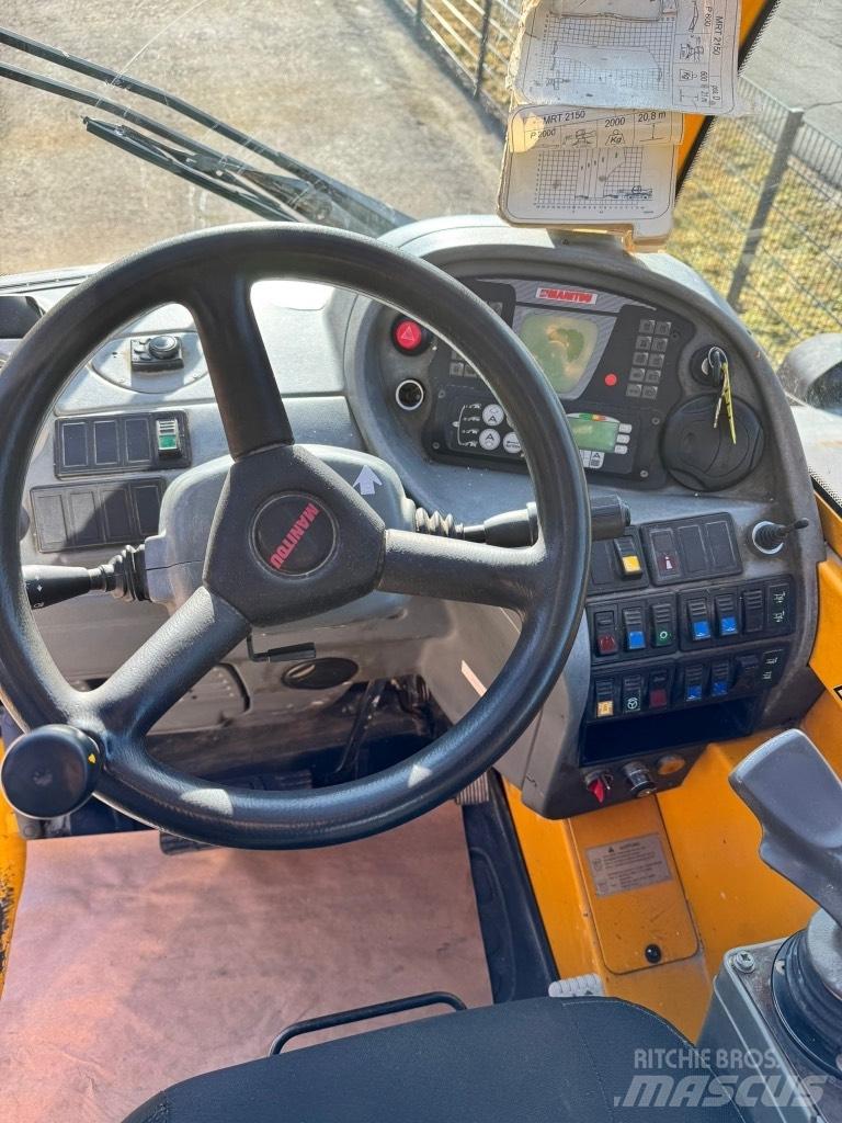 Manitou MRT 2150 مناولات متداخلة