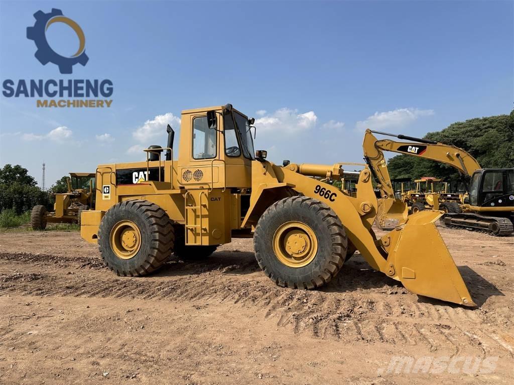 CAT 966 C لوادر بعجل