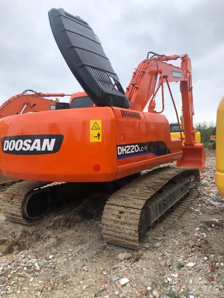 Doosan DH 220 LC-7 حفارات زحافة