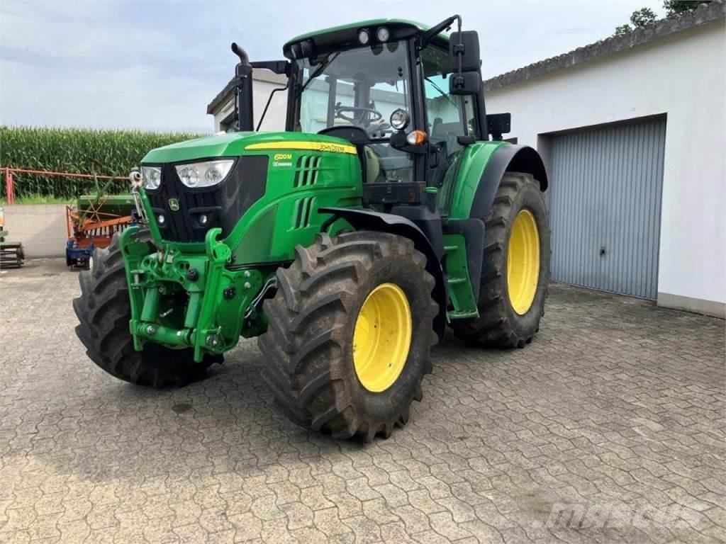 John Deere 6120M الجرارات