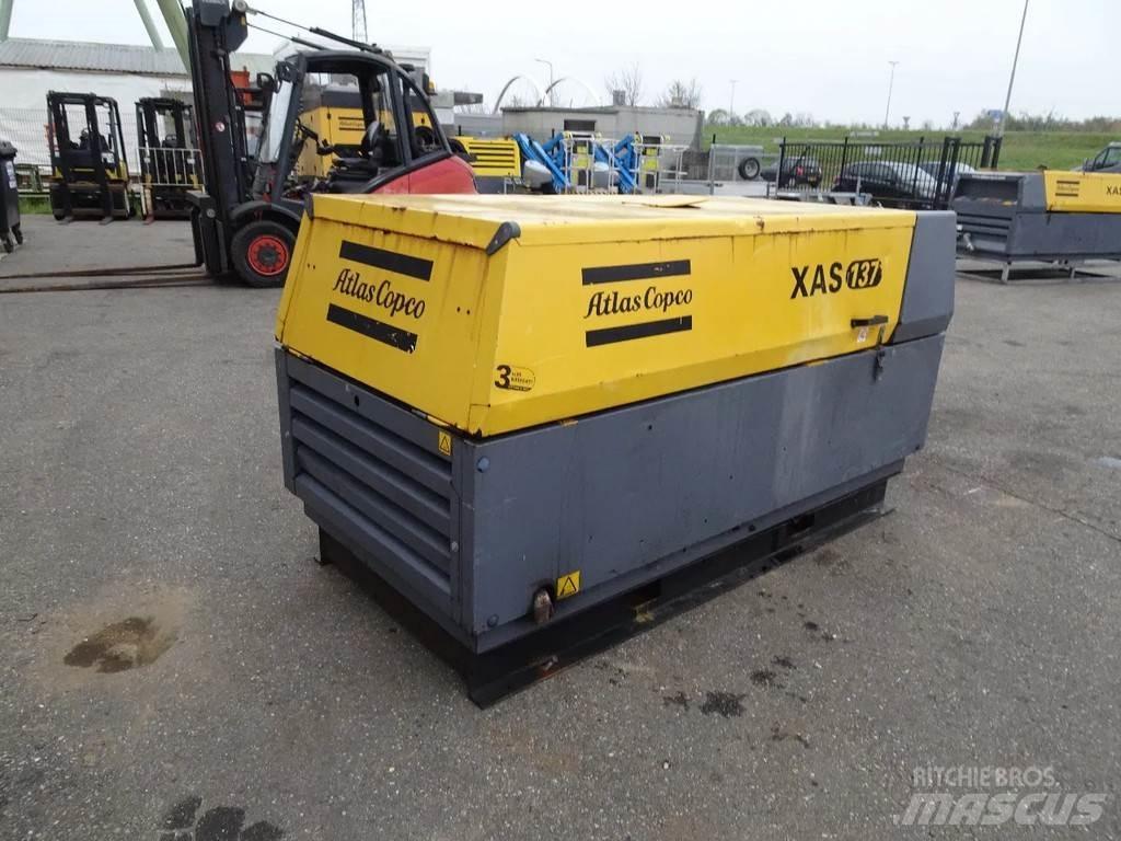 Atlas Copco XAS137 مكابس