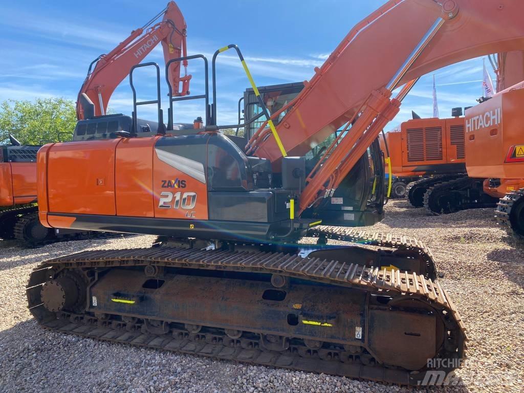 Hitachi ZX 210 LC حفارات زحافة