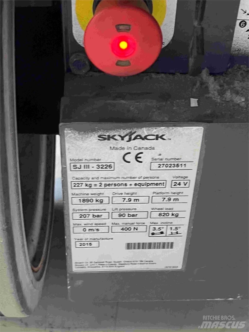 SkyJack SJ3226 رافعات مقصية الشكل