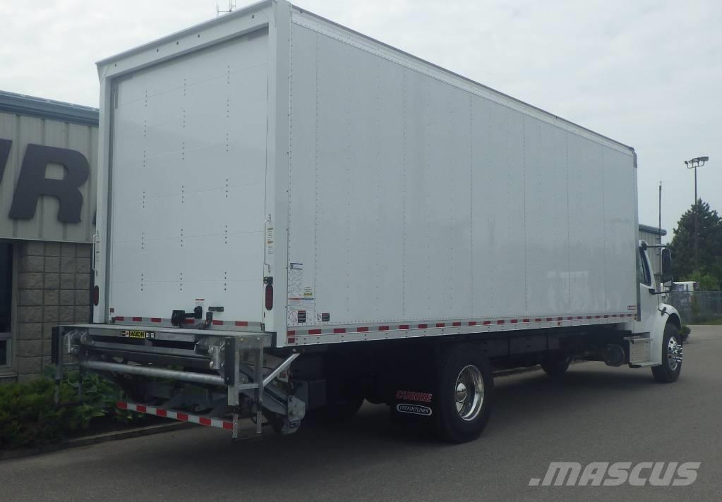 Freightliner M2 106 شاحنات ذات هيكل صندوقي