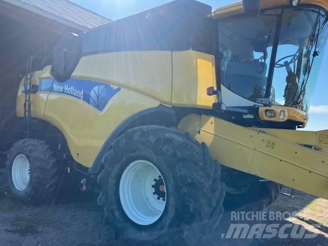 New Holland CX 8060 حصادات