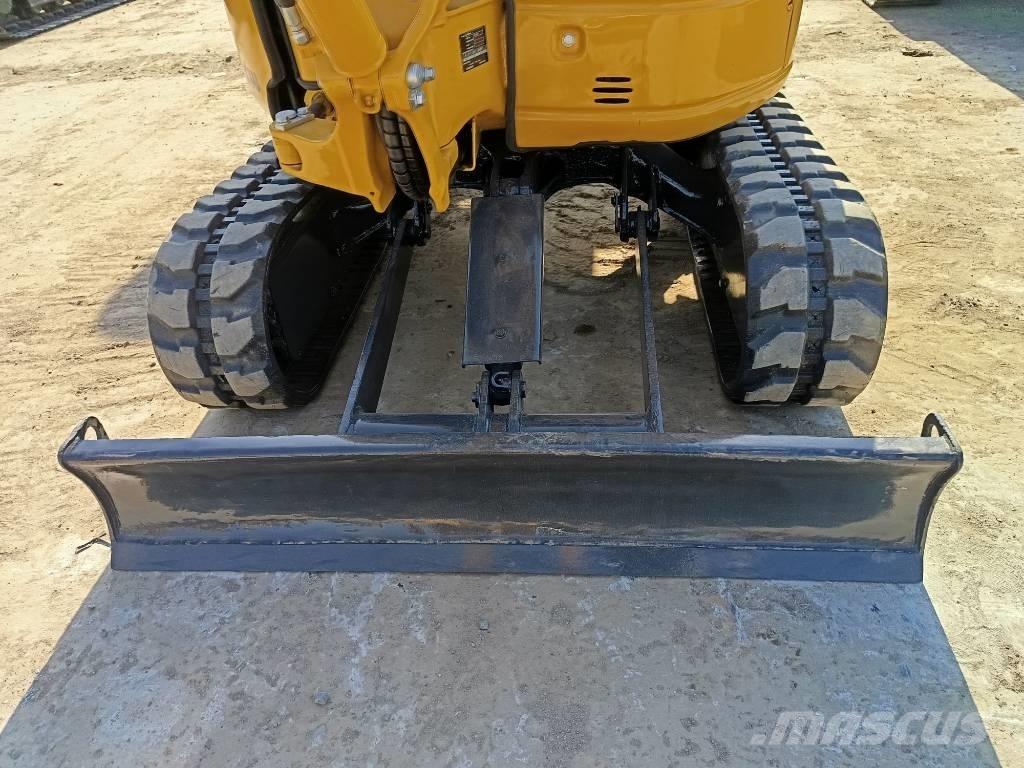 Komatsu PC 20 MR حفارات صغيرة أقل من 7 طن (حفارات صغيرة)