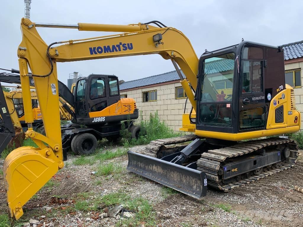 Komatsu PC 70 حفارات وسط 7 طن - 12 طن