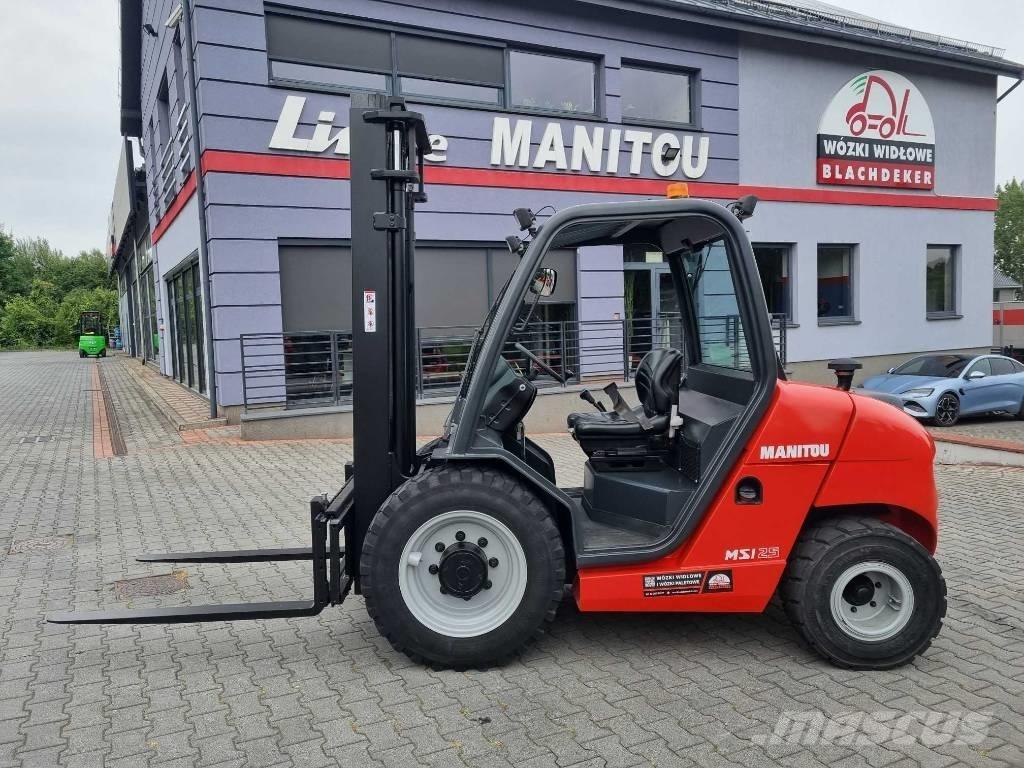Manitou MSI 25 T شاحنات الطرق الوعرة
