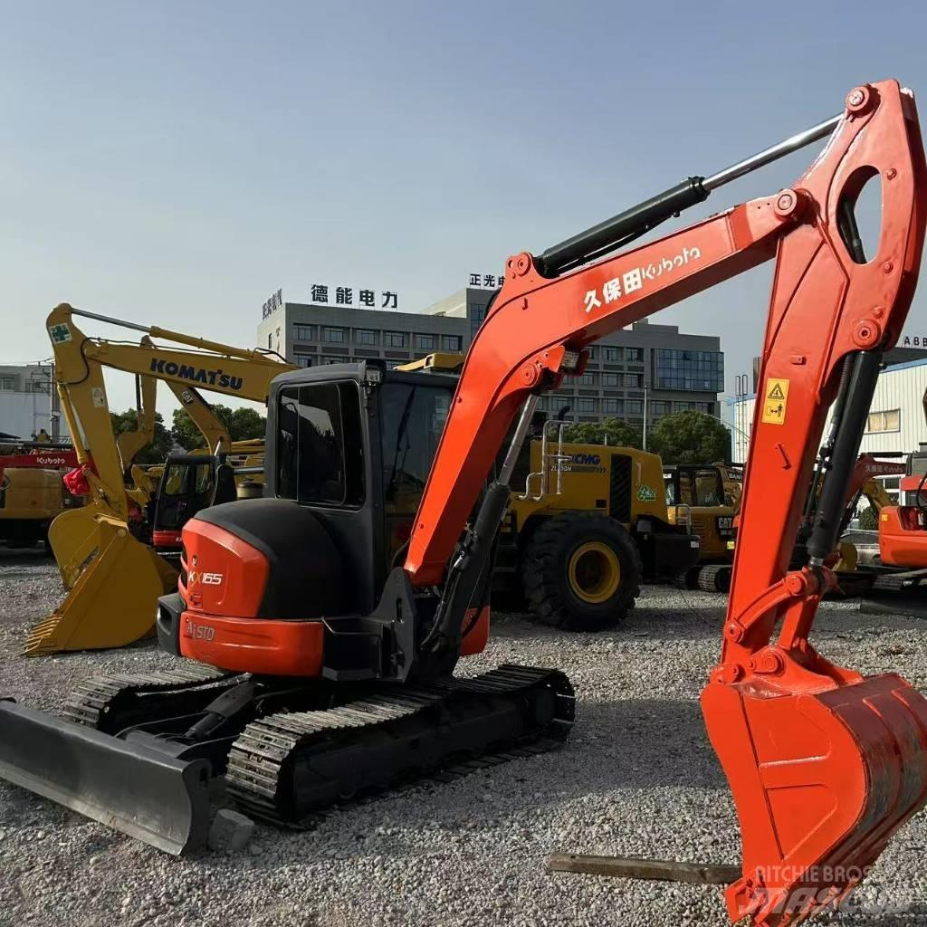 Kubota 165-5 حفارات زحافة