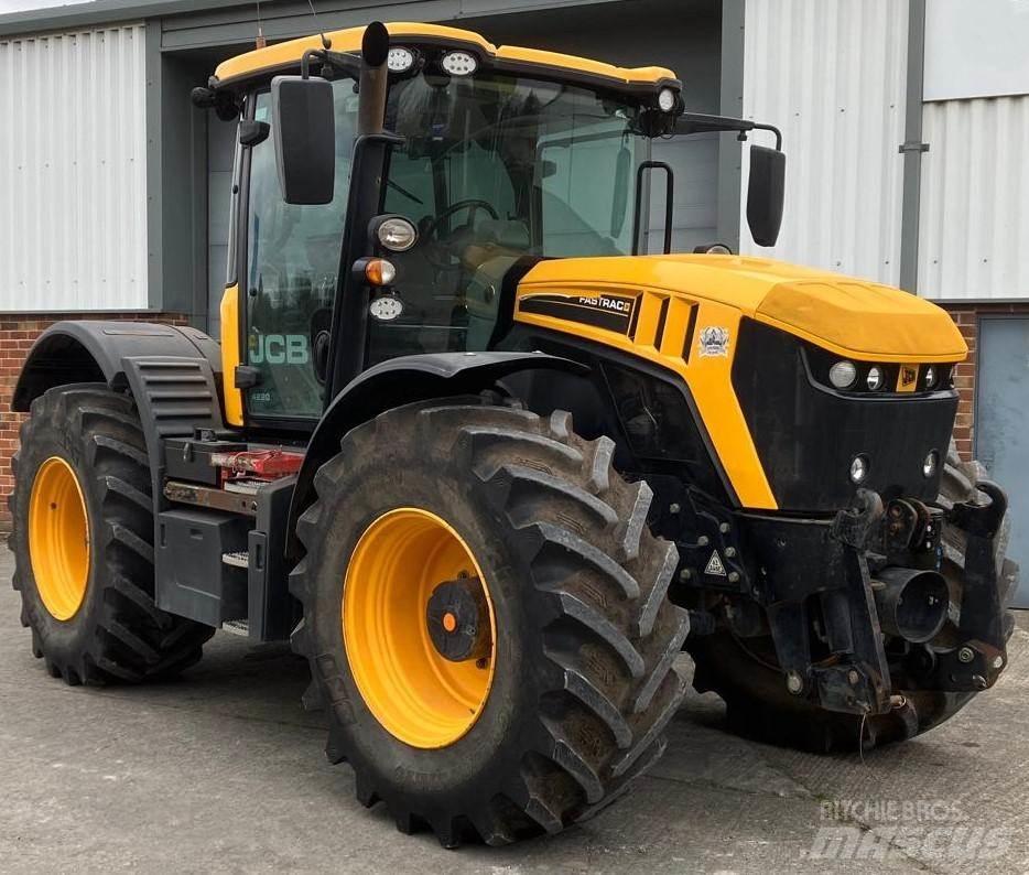 JCB 4220 Fastrac الجرارات