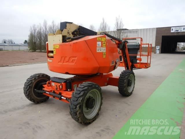 JLG 340AJ رافعات سلة مفصلية