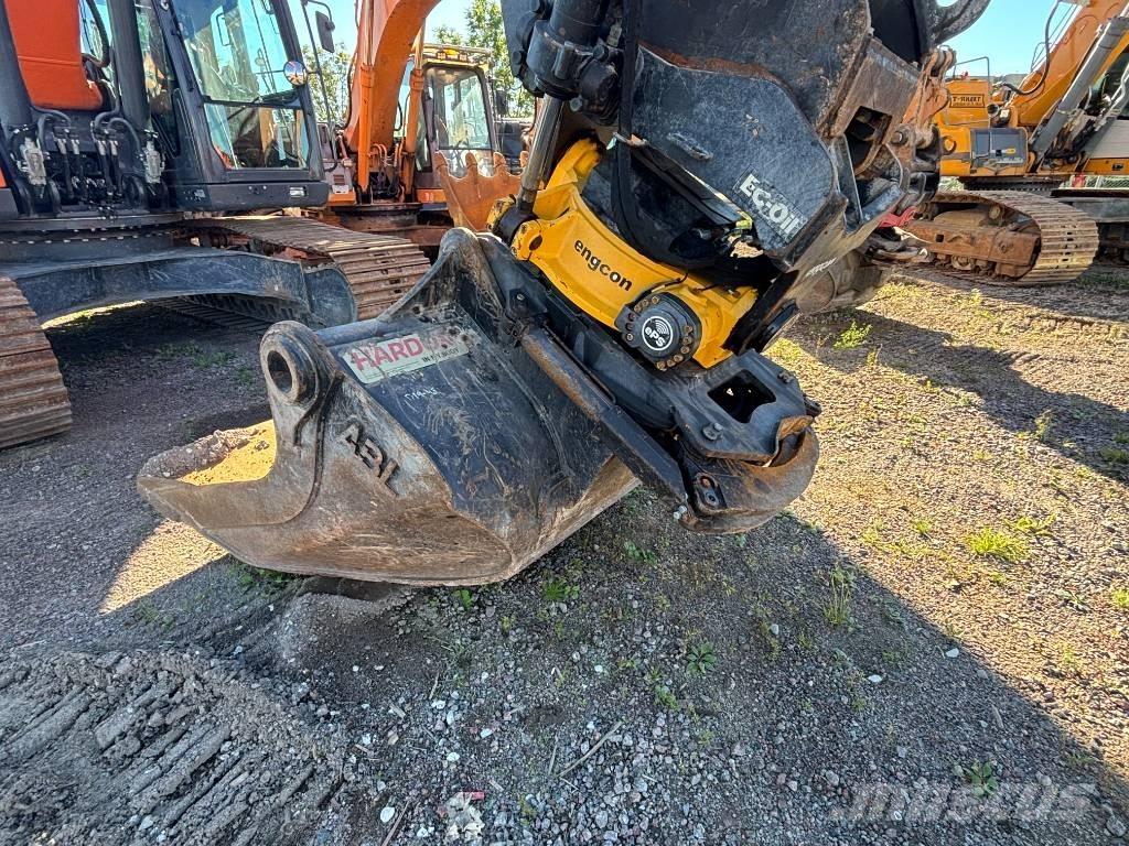Doosan DX300LC-7 حفارات زحافة