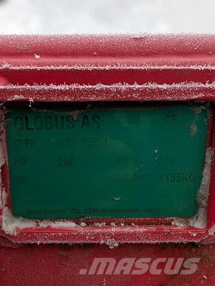  255-18 قاذفات الجليد