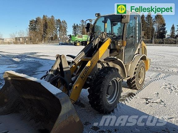  850 لوادر انزلاقية التوجيه