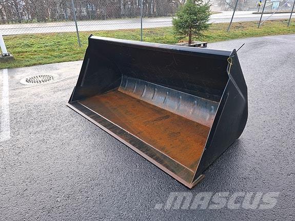  Ålø 240 HV Euro ماكينات زراعية - غير ذلك