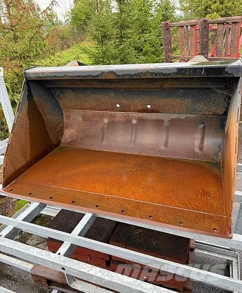  Ålø Quicke GS+ 140 مقطورات للأغراض العامة