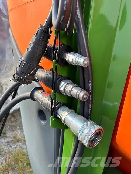Amazone UF 1302 رشاشات ذاتية الحركة