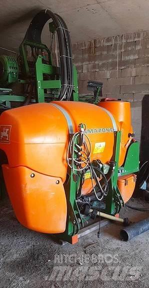 Amazone UF901 رشاشات ذاتية الحركة
