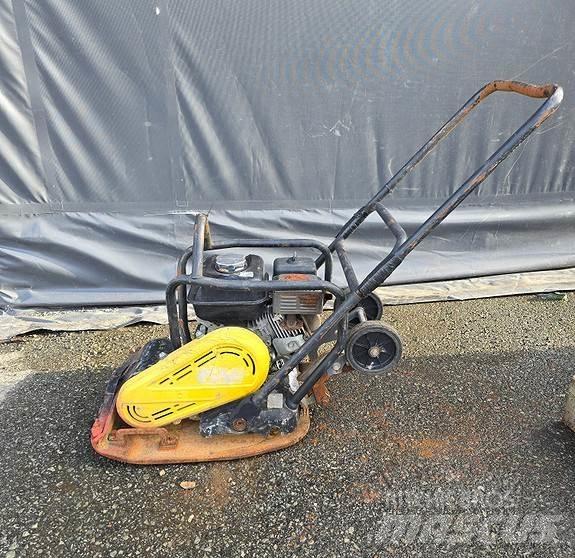Atlas Copco LF75 معدات السفلتة