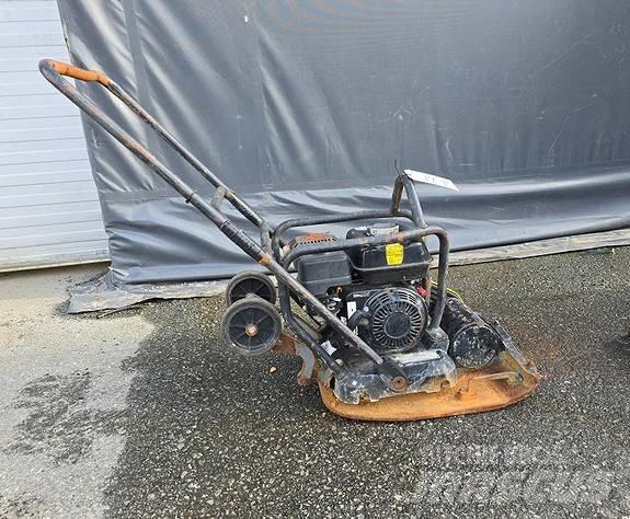 Atlas Copco LF75 معدات السفلتة