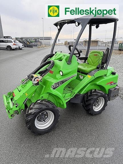 Avant 520 لوادر انزلاقية التوجيه