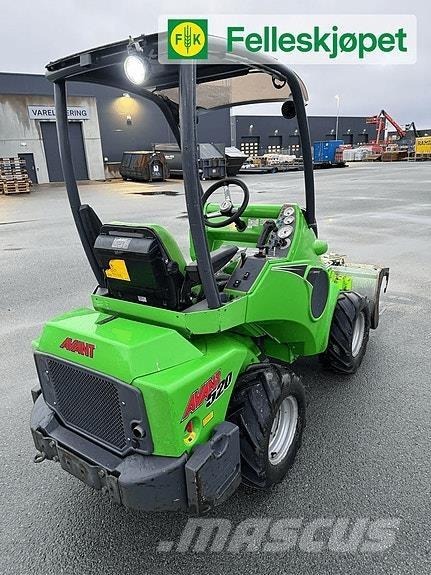 Avant 520 لوادر انزلاقية التوجيه