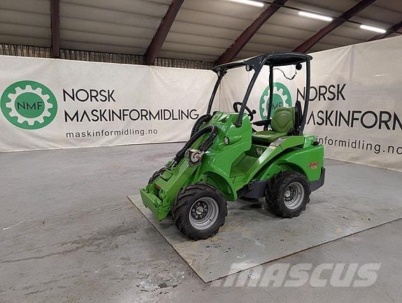 Avant 520 حاملات أدوات