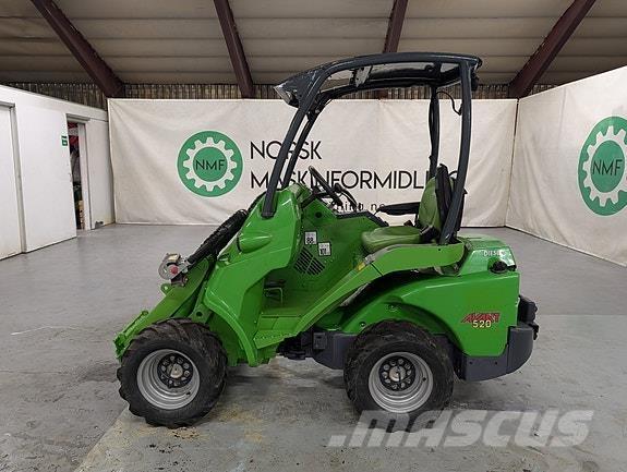 Avant 520 حاملات أدوات