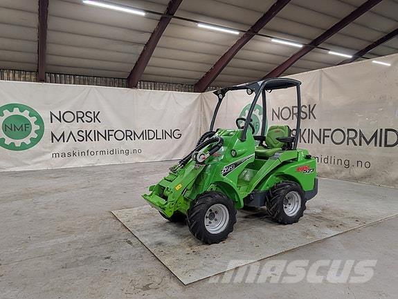 Avant 523 حاملات أدوات