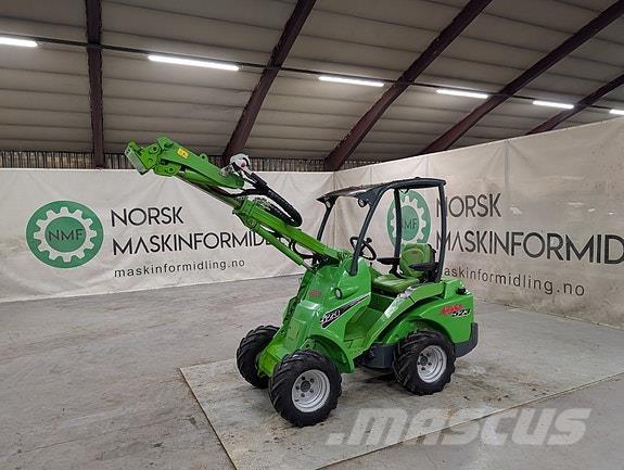 Avant 523 حاملات أدوات