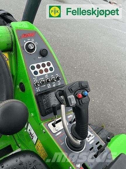 Avant 755i لوادر انزلاقية التوجيه