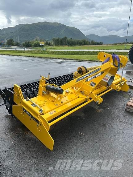 Bednar Kator 3000 ماكينات وملحقات زراعة أخرى