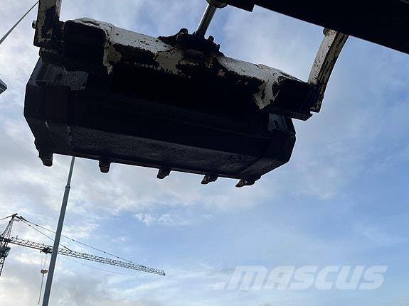 Bobcat 543B لوادر انزلاقية التوجيه