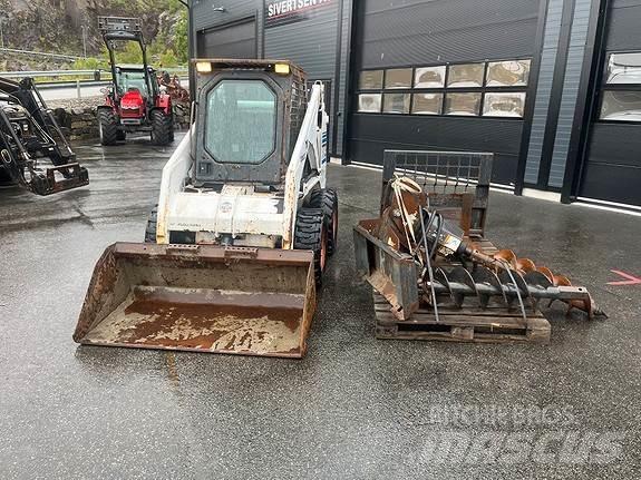 Bobcat 773 لوادر انزلاقية التوجيه