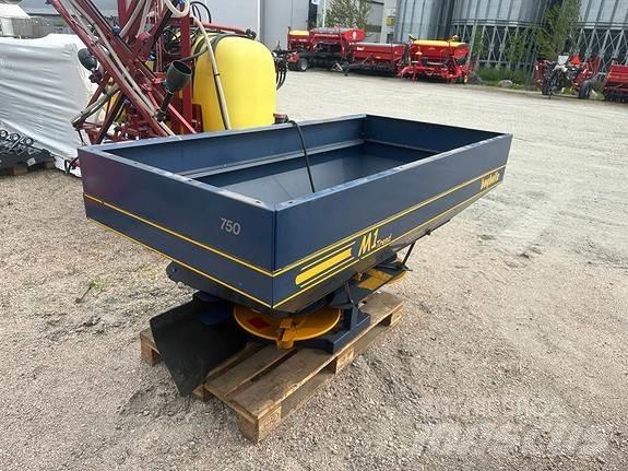 Bogballe M1 معدات فرد المواد المعدنية