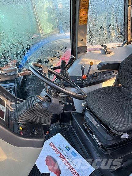 Case IH 5140 الجرارات