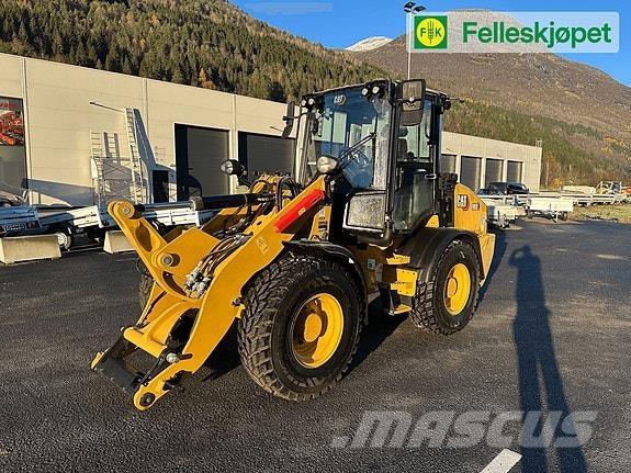 CAT 908 لوادر انزلاقية التوجيه