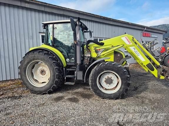 CLAAS 8690 الجرارات