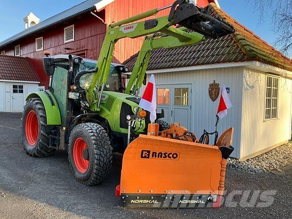 CLAAS Arion 420 الجرارات