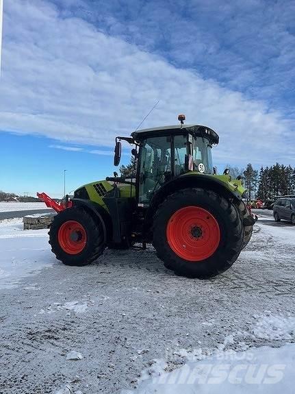 CLAAS Arion 610 الجرارات