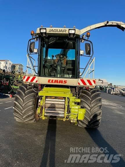 CLAAS JAGUAR 870 علافات ذاتية الدفع
