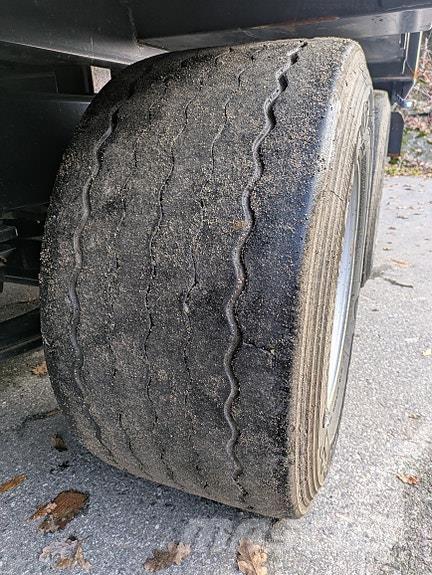 Dølen D14 مقطورات للأغراض العامة