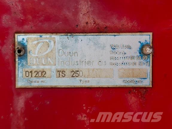 Duun TS 250 ماكينات الطرق والجليد الأخرى