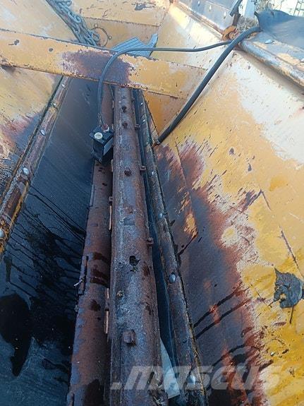 Epoke TKE12-275 معدات نشر الرمال والملح