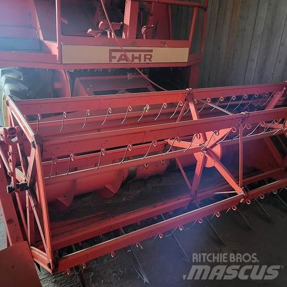 Fahr M 750 حصادات