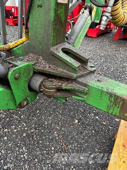 Farma CT5,3-8 أخرى