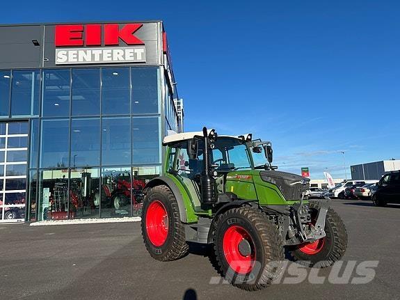 Fendt 211 Profi الجرارات